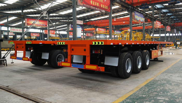 TITAN Flatbed Trailer  (3).JPG