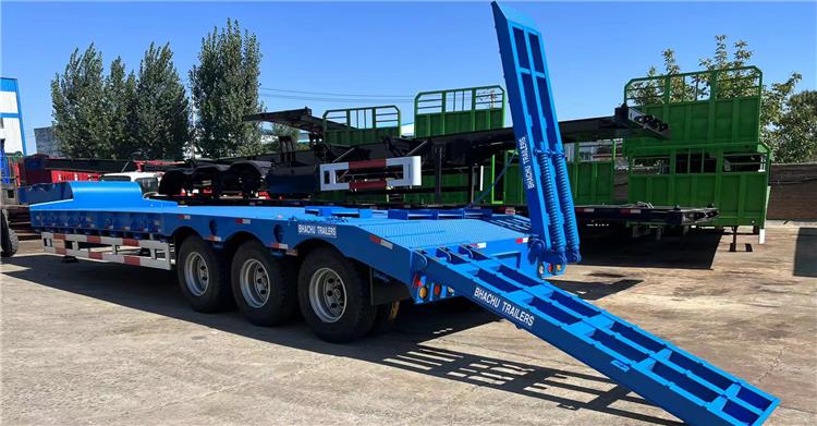 Bhachu Tri Axle 60 Ton Low Bed Trailer for Sale In Kenya