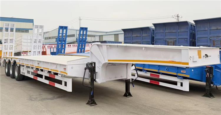 Tri Axle Low Bed Trailer for Sale In Tanzania