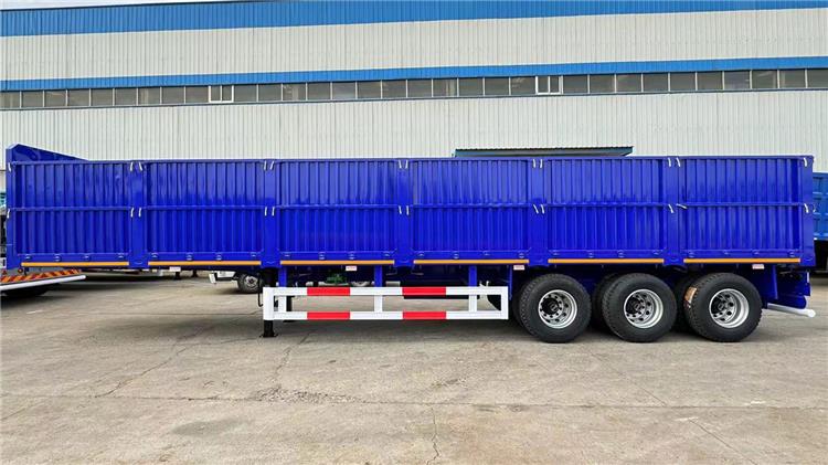 Bhachu Triaxle Trailer with Board for Sale In Zimbabwe Harare