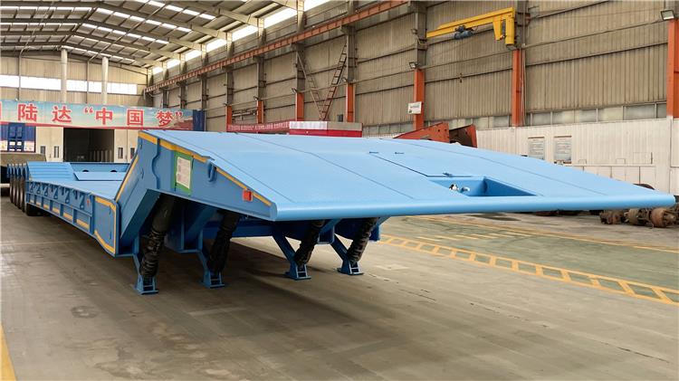 5 Axle Folding Gooseneck Trailer for Sale In Tanzania