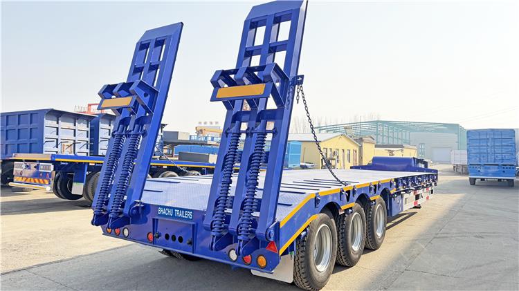 80 Ton Lowbed Semi Trailer for Sale In Ghana
