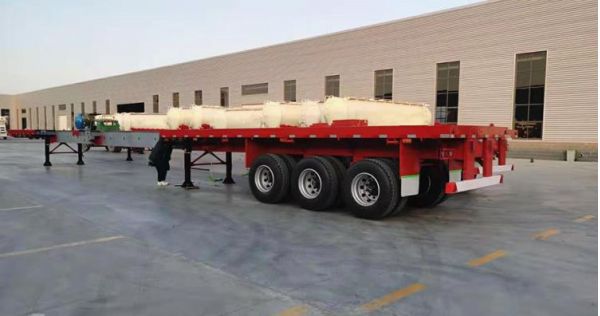 Tri Axle Blade Lifters Extendable Trailer for Sale in Vietnam