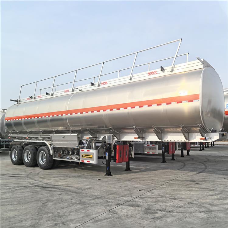 Henred Fruehauf Aluminum Fuel Tankers